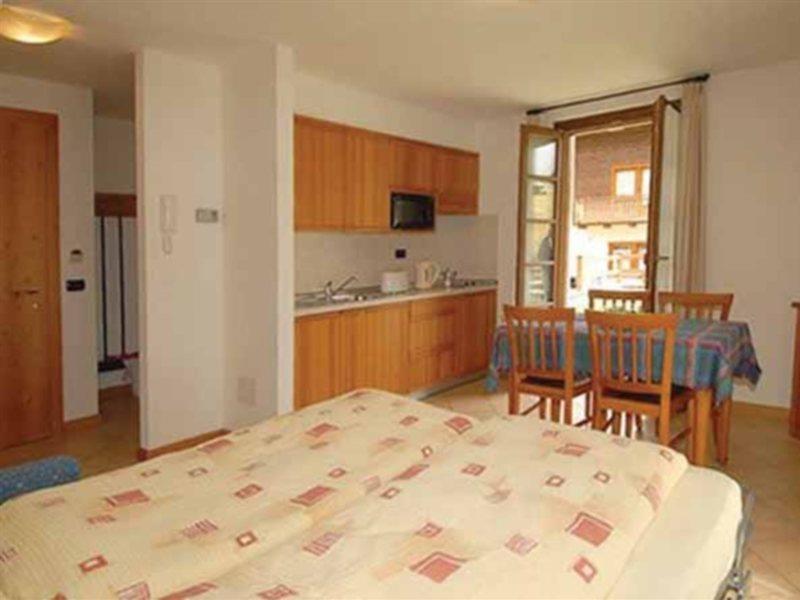 Chalet Pineta Livigno Exterior foto